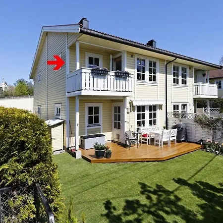 Smestad House Leilighet